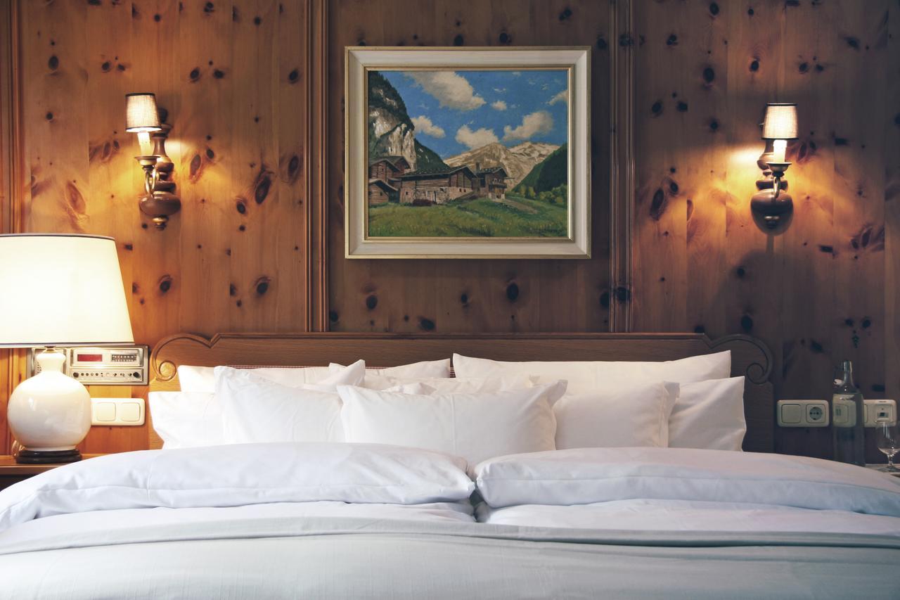 Gruener Baum Hotel باد جاستاين المظهر الخارجي الصورة
