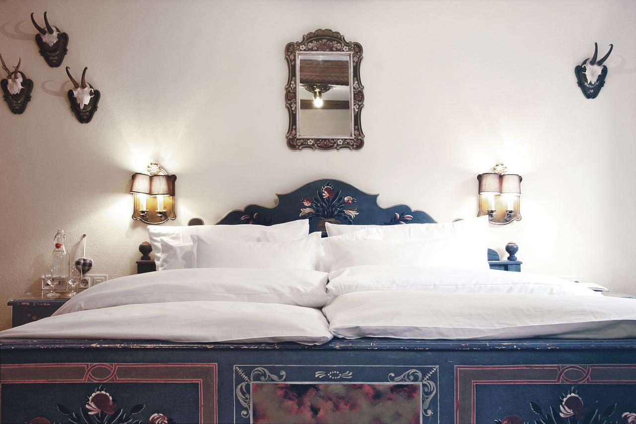Gruener Baum Hotel باد جاستاين المظهر الخارجي الصورة