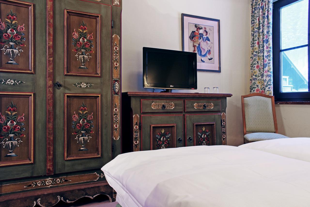 Gruener Baum Hotel باد جاستاين الغرفة الصورة
